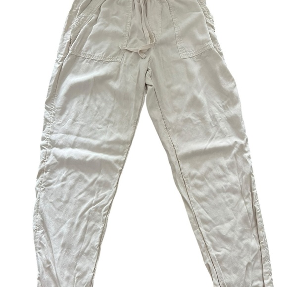 O'Neill Cream Ankle Cropped Pants - Picture 1 of 8